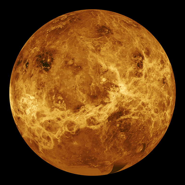 radar image of venus from the earth.